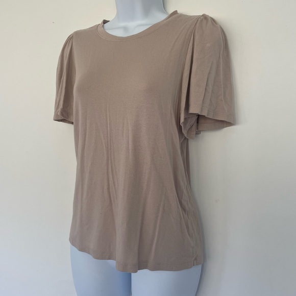 Nude Top - Picture 2 of 5